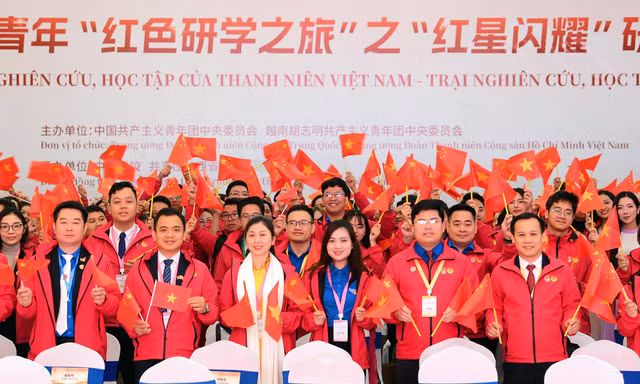 Diễn đàn Thanh niên Việt - Trung kế thừa gen đỏ: Cam kết trách nhiệm với hiện tại và tương lai