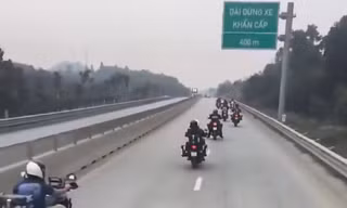 Xử phạt 11 người nước ngoài đi mô tô phân khối lớn vào cao tốc Tuyên Quang – Phú Thọ