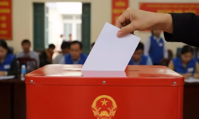 Có được bỏ phiếu hộ cho người thân? Điều cử tri cần biết trước ngày đi bỏ phiếu