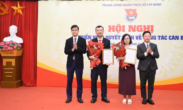 Trao quyết định bổ nhiệm hai Phó Tổng Biên tập Báo Tiền Phong