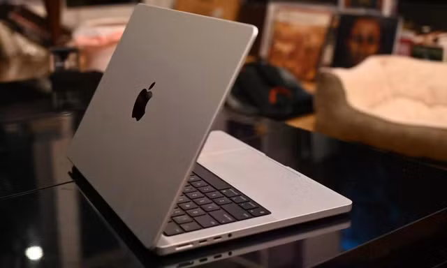 Apple sắp cho ra mắt MacBook Pro màn hình cảm ứng, tích hợp Dynamic Island?