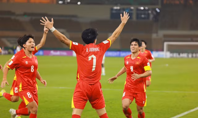 Đình Bắc nhắn nhủ đồng đội sau chiến thắng U23 UAE, AFC nhắc về kỷ niệm ngọt ngào
