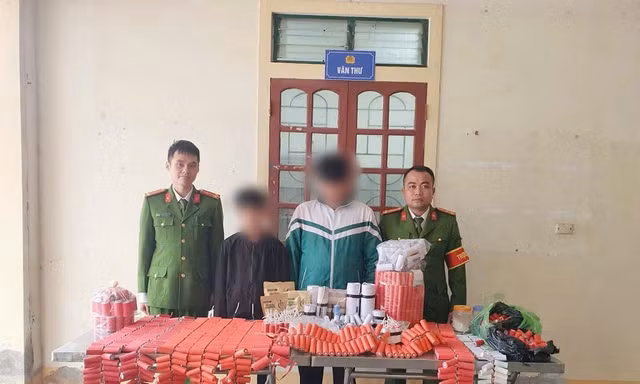 Nghệ An: Nam sinh lớp 8 tự chế hơn 3.000 quả pháo nổ để bán cho bạn bè