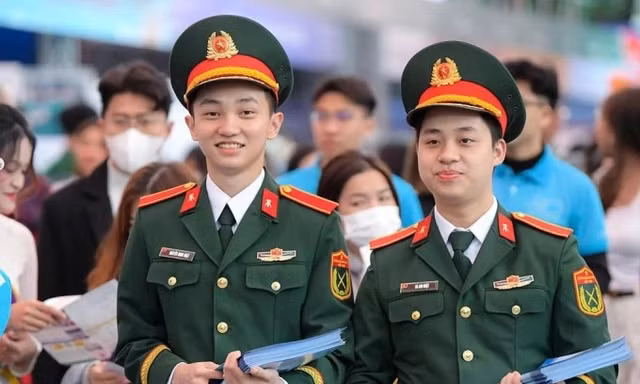 Các trường quân đội điều chỉnh tổ hợp xét tuyển từ năm 2026, cần lưu ý gì?