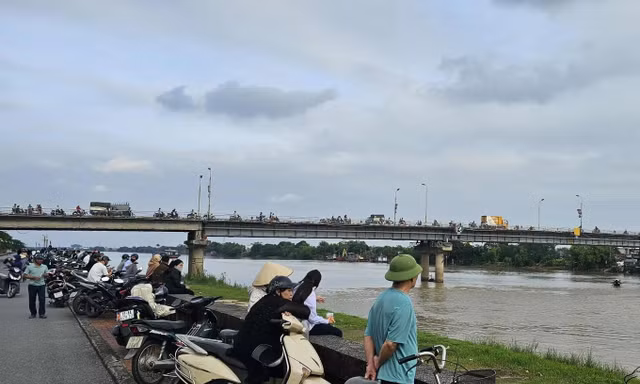 Ninh Bình: Chú rể nhảy cầu trong ngày cưới, trước đó có biểu hiện gì bất thường?