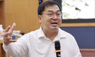Chia tay một trí thức hành động