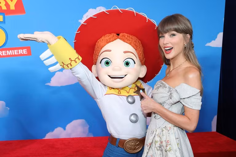 I Knew It, I Knew You, ca khúc nằm trong phần phim hoạt hình Toy Story 5.