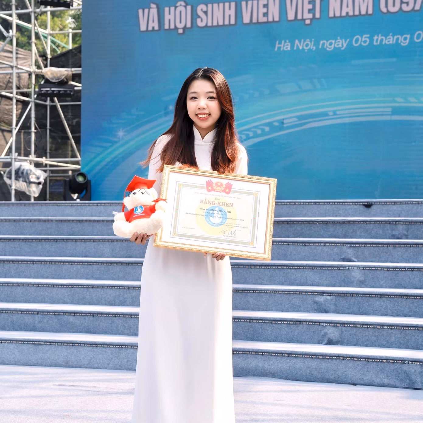 hoang-ngoc-mai.jpg