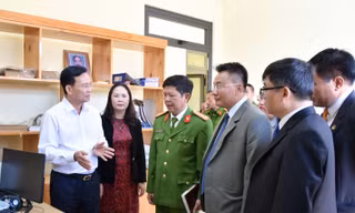 Chủ tịch UBND tỉnh Lâm Đồng: Lấy người dân và doanh nghiệp làm trung tâm