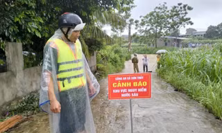 Tuyên Quang: Một phụ nữ bị lũ cuốn trôi