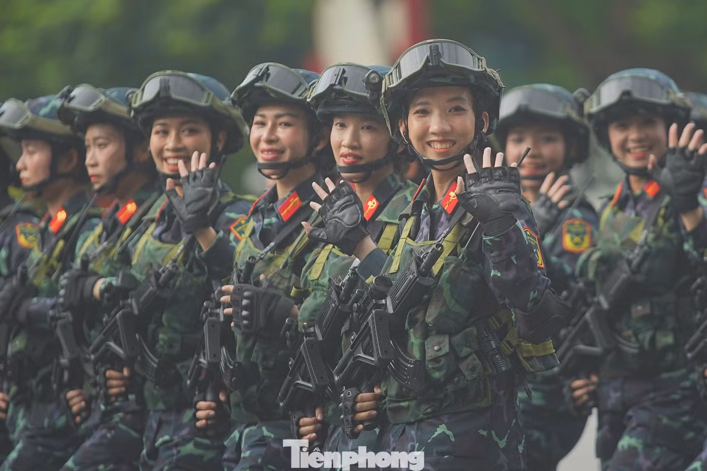 tp-nusiquan15.jpg