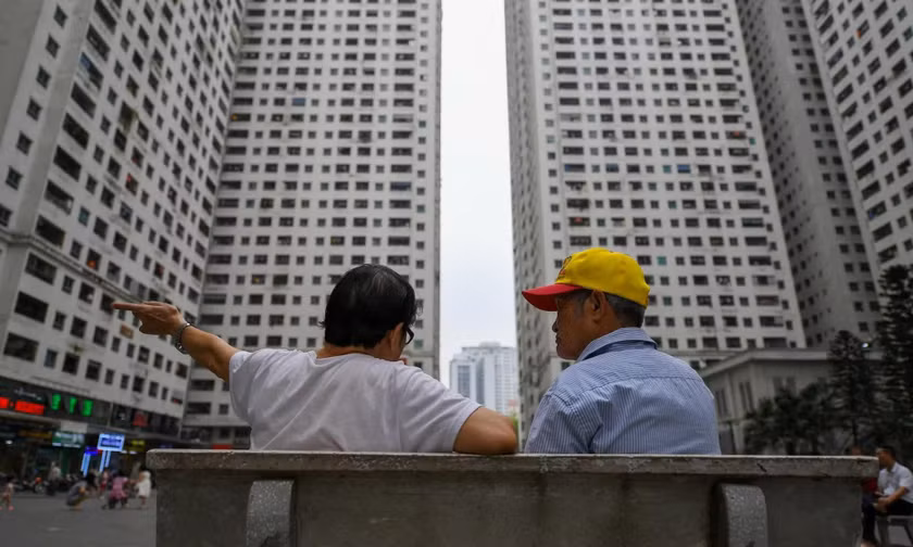 Cư dân chung cư vạn dân HH Linh Đàm lo lắng phải di dời sẽ đi đâu 