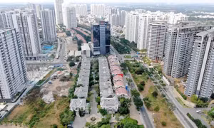 Loạt tuyến phố ở TPHCM 'gánh' hàng trăm tòa chung cư
