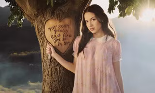 Olivia Rodrigo, Billie Eilish đã trải qua những gì mà "dị ứng" với trai Song Tử?