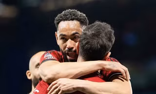Khi nào MU chính thức giành vé dự Champions League?