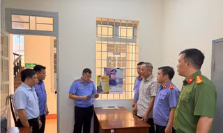 Bắt một cựu thẩm phán ở Đắk Lắk để điều tra hành vi nhận hối lộ