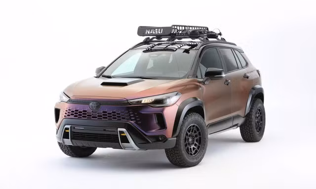 Toyota hé lộ Corolla Cross Hybrid bản độ off-road đặc biệt