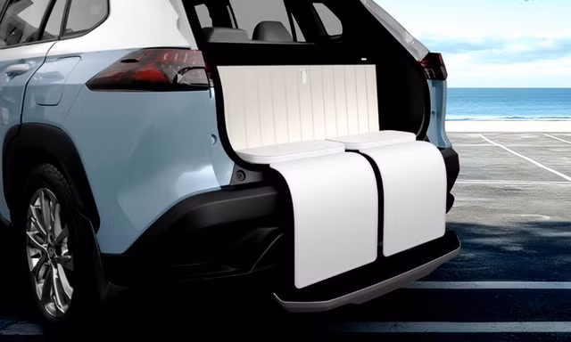 Toyota Corolla Cross bản đặc biệt có trang bị giống Rolls-Royce