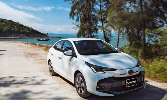 Toyota nâng mức khuyến mại, người dùng hưởng lợi khi mua xe trong tháng 7