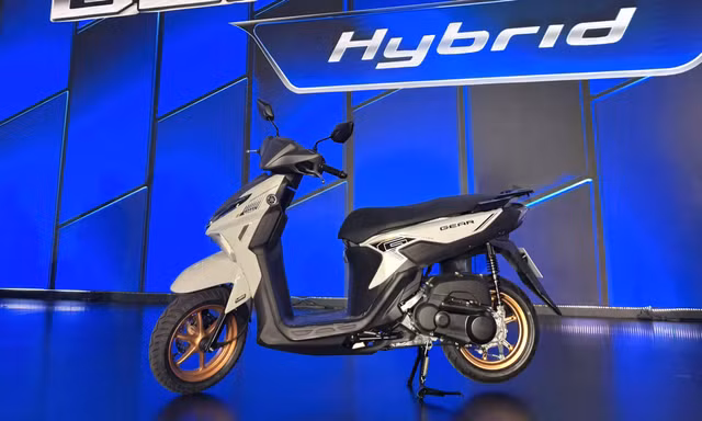 Thêm lựa chọn xe máy hybrid cho khách Việt, giá từ 30 triệu