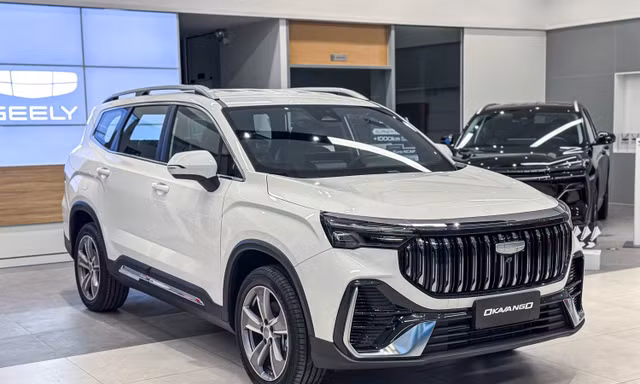 Tân binh SUV 7 chỗ chào sân Việt Nam với giá 'đáy' phân khúc