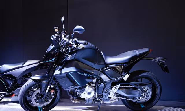 Cận cảnh bộ đôi xe máy hybrid của Yamaha