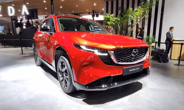 Mazda CX-5 đời mới lần đầu xuất hiện, chờ ngày về Việt Nam
