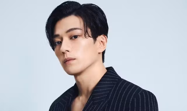 Mackenyu Arata 'ra mắt nhà mới'