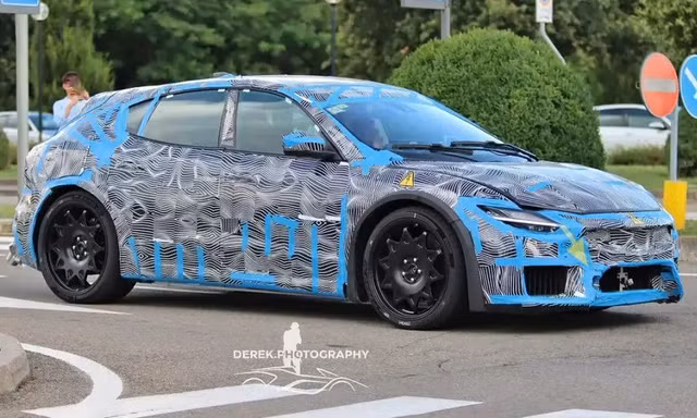 Ferrari công bố thông tin về siêu xe điện đầu tiên