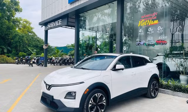 VinFast VF 6 bản giới hạn đang rao bán tại Việt Nam có gì đặc biệt?