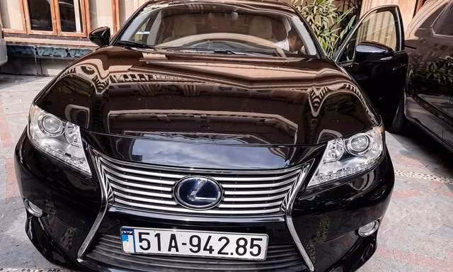 Xe Lexus đấu giá 'ế' của bà Trương Mỹ Lan tiếp tục lên sàn