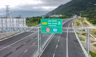 Loạt tồn tại trên cao tốc Vân Phong - Nha Trang