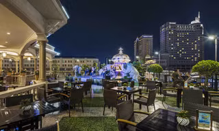 Trải nghiệm ẩm thực và giải trí đặc sắc tại Rex Hotel Saigon