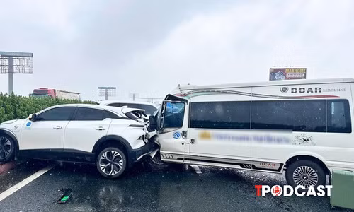 Vụ xe Lexus dừng giữa cao tốc, tài xế có bị xử lý hình sự?