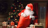 Phép màu của ông già Noel không có thật nhưng phép màu của ba mẹ thì mãi diệu kỳ!