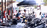 Cảnh đìu hiu ở chợ xe máy cũ lớn nhất Hà Nội