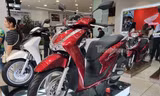 Bao giờ Honda khai tử xe máy chạy xăng?