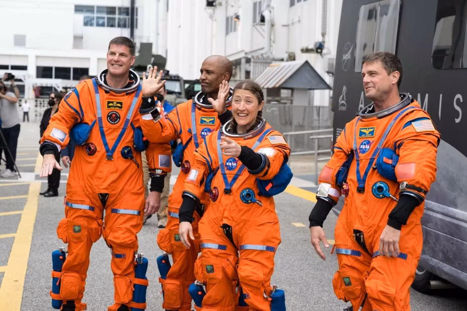 phi-hanh-gia-nasa.jpg