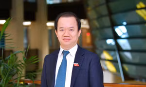 Đại biểu Quốc hội Bùi Hoài Sơn: Tinh thần phụng sự, dám chịu trách nhiệm 
