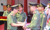 30 nhân viên an ninh sân bay Vinh trở thành công an 
