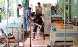 Trung tâm y tế ở Nghệ An tan hoang sau trận lũ lịch sử