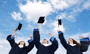 Giăng bẫy học bổng để lừa tiền, thu thập dữ liệu cá nhân