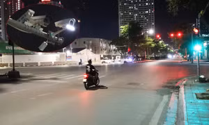 Nửa đêm ở tuyến đường vừa lắp thí điểm camera AI: Hình ảnh gây ngỡ ngàng