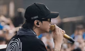 Soobin bật khóc