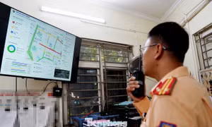 CSGT Hà Nội dùng ứng dụng tích hợp AI để phát hiện ùn tắc giao thông, tra cứu hành vi vi phạm