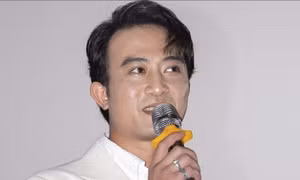 Doãn Quốc Đam: ‘Nhiều nghệ sĩ chỉ tập trung làm đẹp mà diễn đơ’