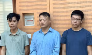Trước khi bị bắt, Shark Bình đã toan tính điều gì khi lên mạng khơi lại vụ tiền số?