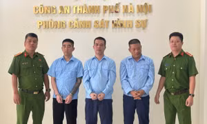 Ngọc 'sùi' và đồng bọn bị bắt vì cưỡng đoạt tài sản 