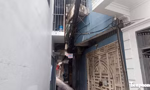 Từ vụ cháy 5 người tử vong ở Hà Nội: Ngõ nhỏ, 'chuồng cọp' bủa vây, cứu hộ gặp khó