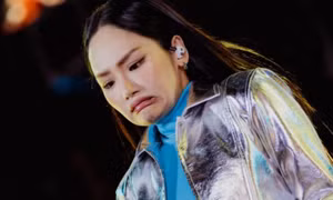Miu Lê bị khởi tố, công ty quản lý lên tiếng